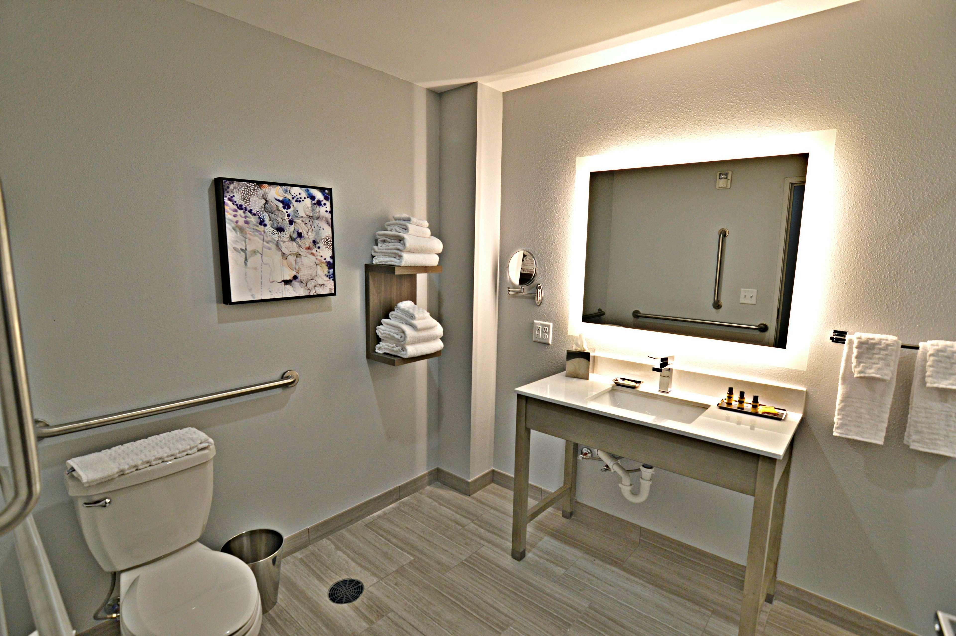Best Western Plus Executive Residency Oklahoma City I-35 Екстер'єр фото